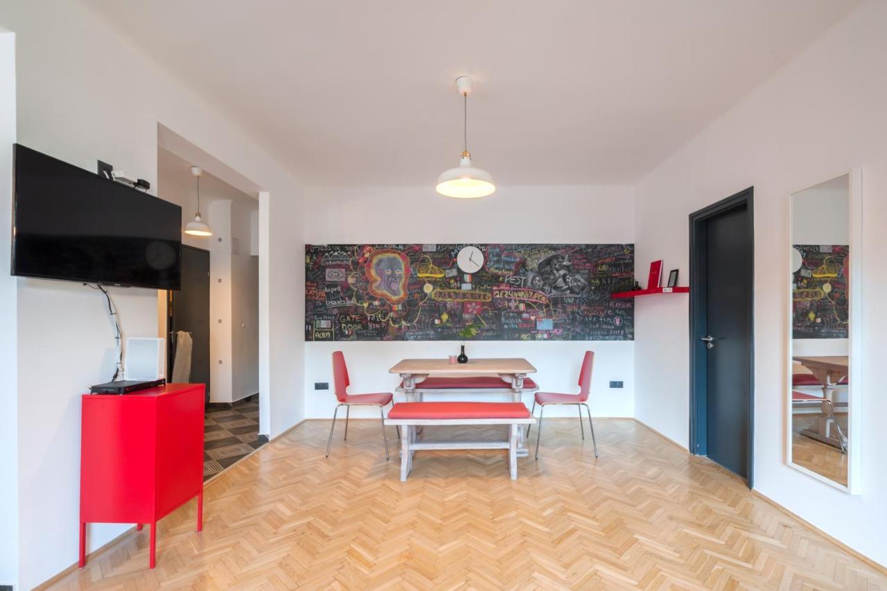 New Design Apartment By Gozsdu Court Budapeste Exterior foto