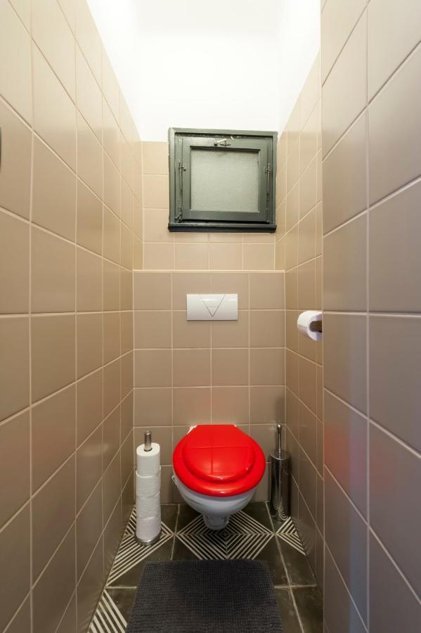 New Design Apartment By Gozsdu Court Budapeste Exterior foto